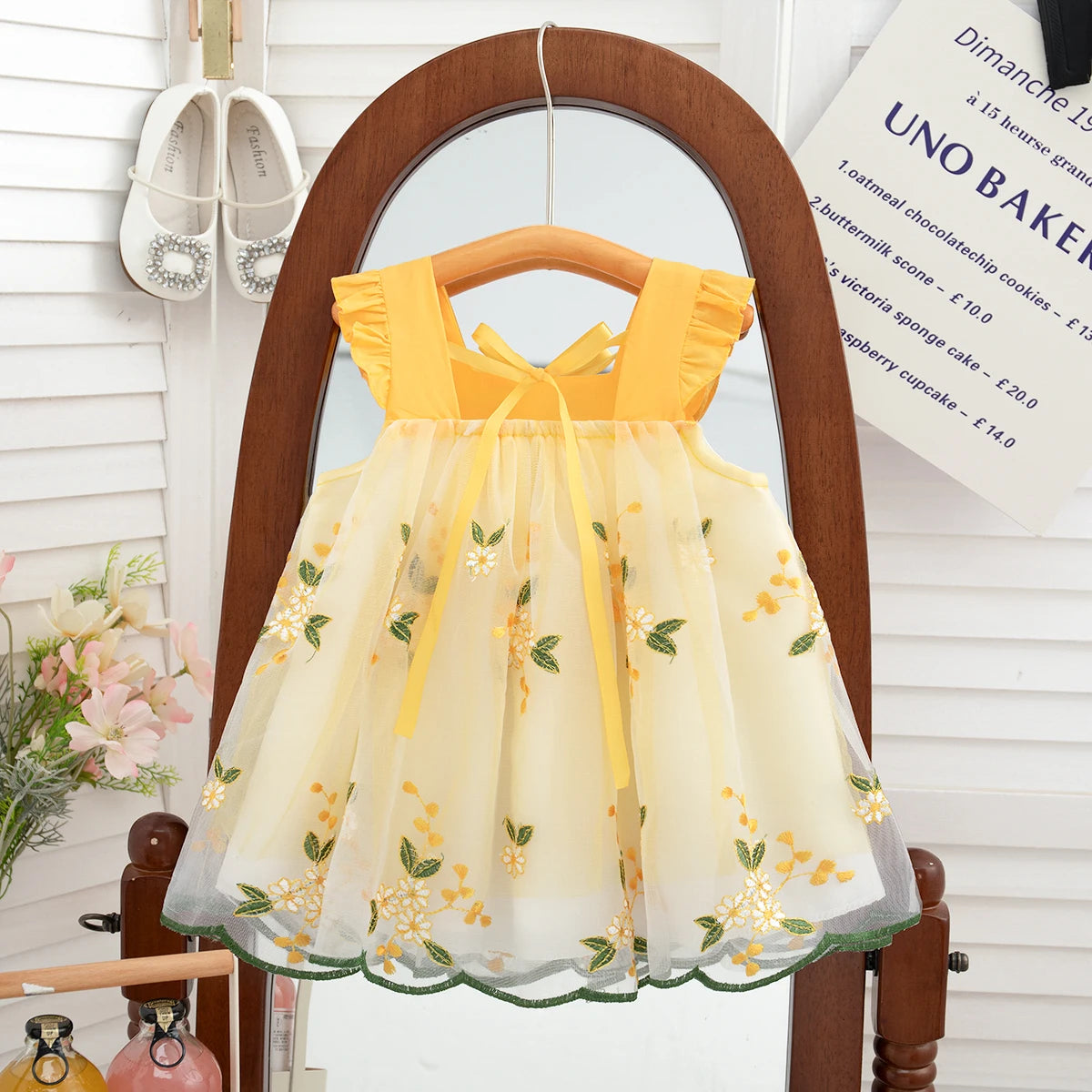 (0-3 Year Old Baby Girl Princess Dress) Summer New Sweet Flower Embroidered Chiffon Children'S Sleeveless Clothes